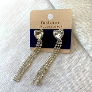 Super sparkly heart and dangle rhinestone earrings. Perfect for going out
